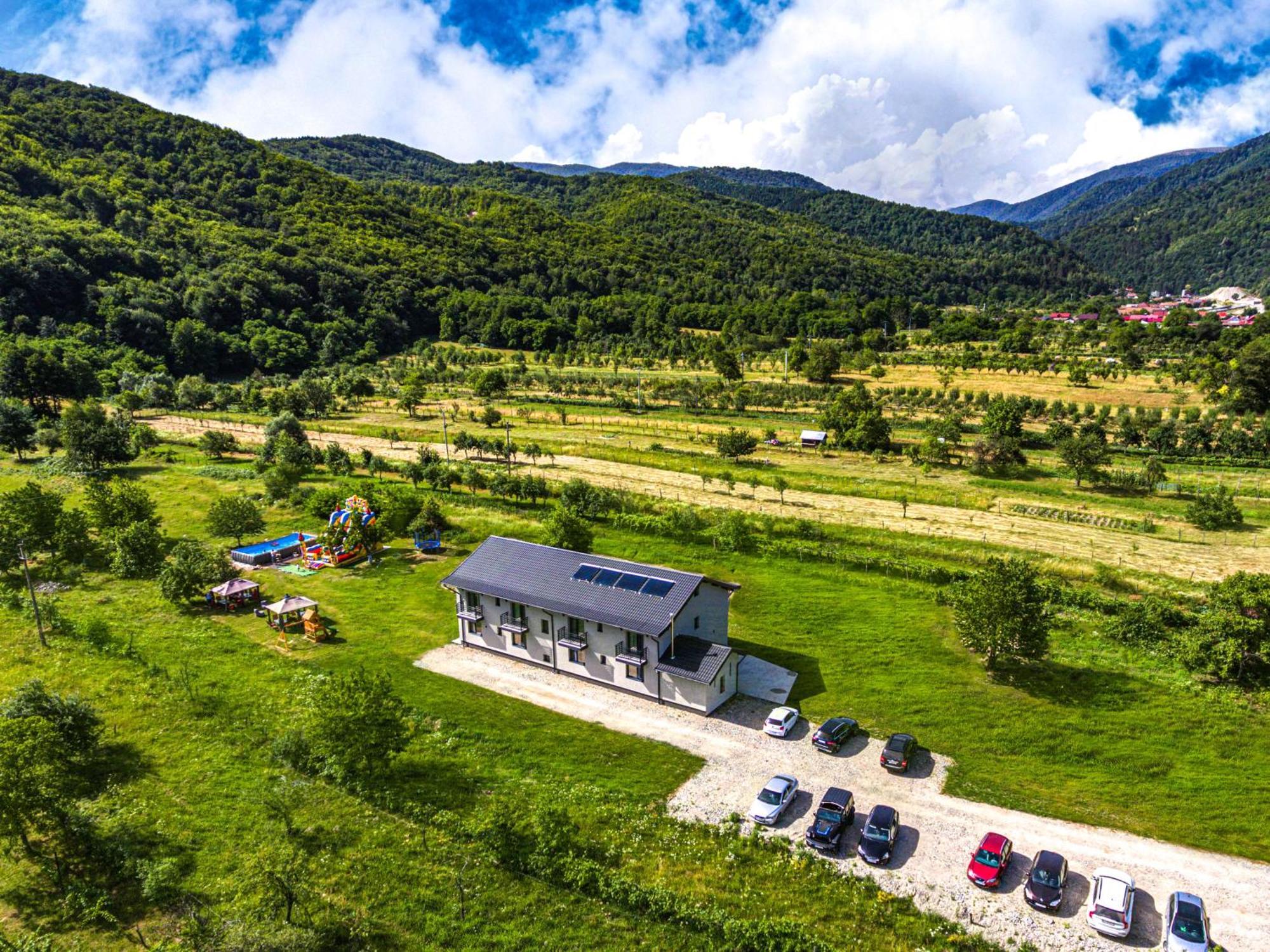 Novaci-Străini Transalpina Retreat酒店 外观 照片